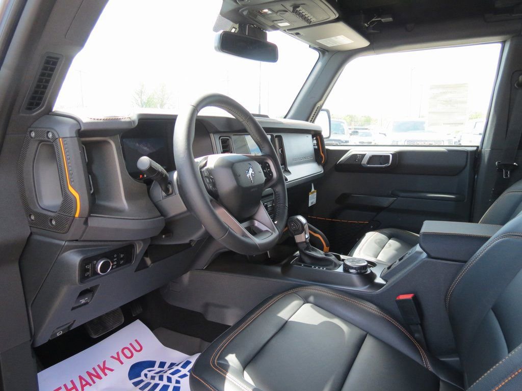Used 2024 Ford Bronco Badlands image 13