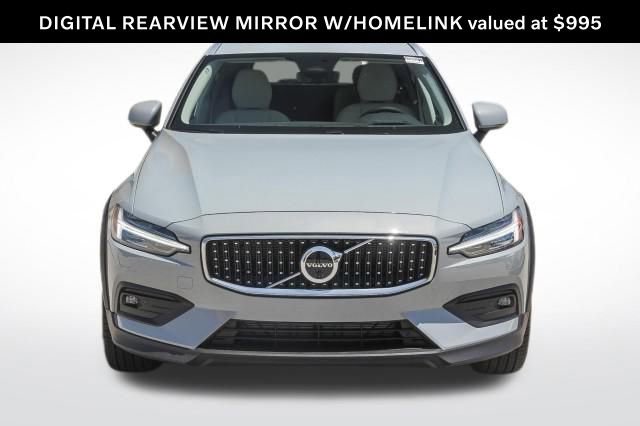 New 2025 Volvo V60 B5 Cross Country Ultra w/ Protection Package Premier image 2