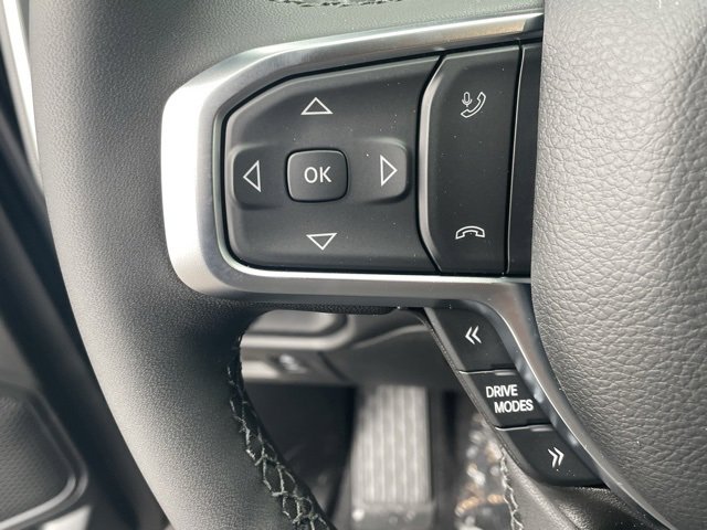 New 2026 RAM 1500 4x4 Crew Cab image 17