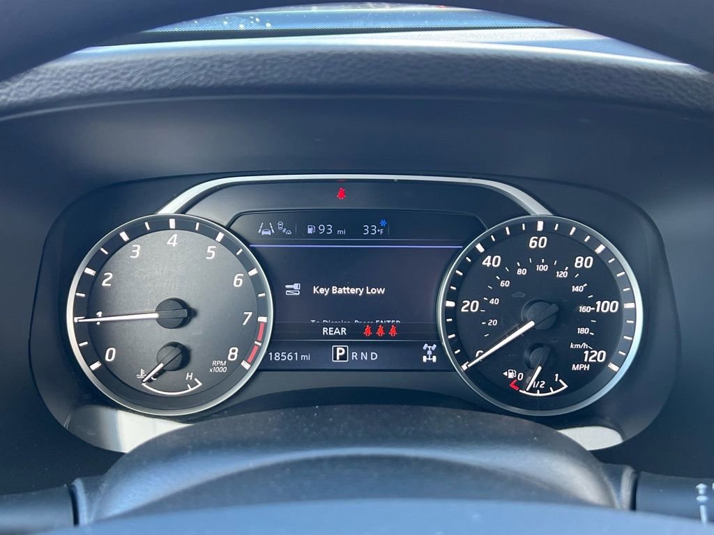 Used 2024 Nissan Frontier SV w/ Technology Package image 31