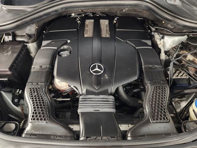 Used 2017 Mercedes-Benz GLS 450 4MATIC image 32