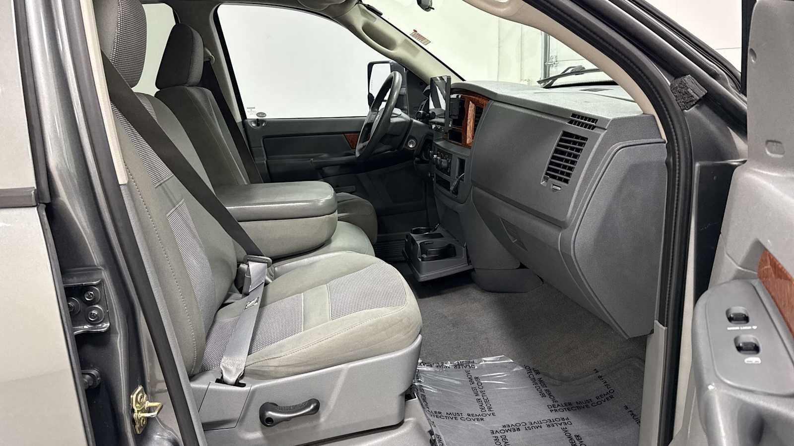 Used 2006 Dodge Ram 1500 Truck SLT image 28