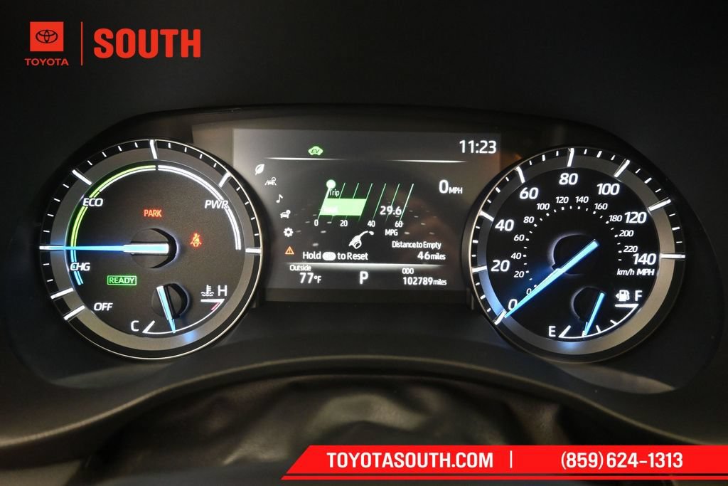 Used 2021 Toyota Highlander XLE AWD/4WD image 12