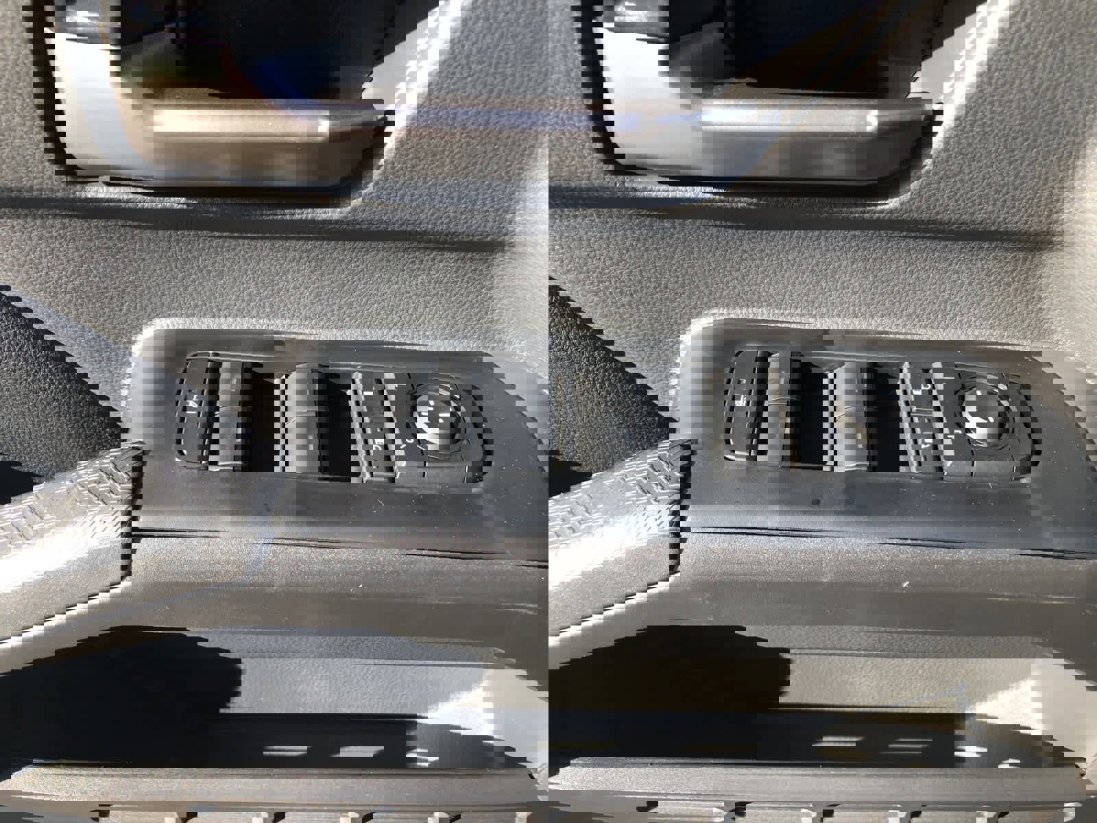 New 2025 Toyota Tacoma TRD Off-Road image 23