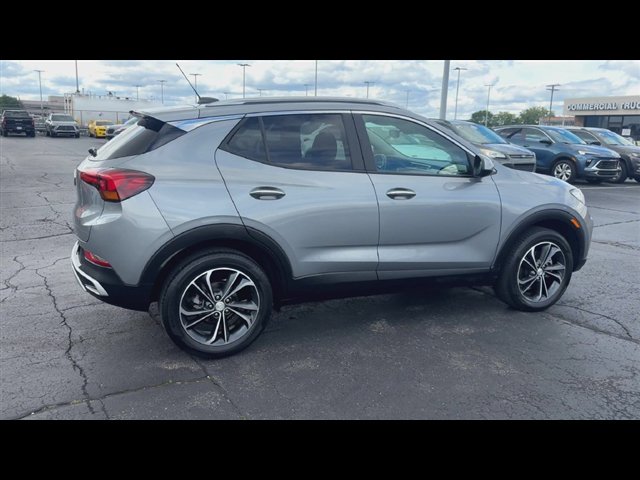 Certified 2023 Buick Encore GX Select AWD/4WD image 8
