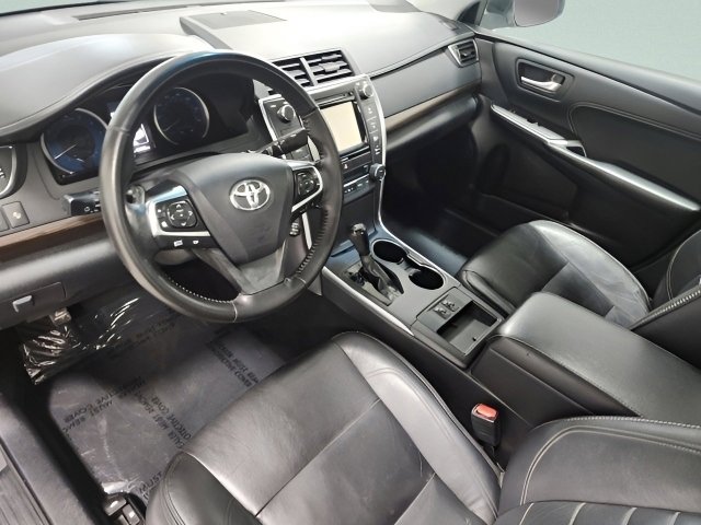 Used 2016 Toyota Camry XLE w/ Advanced Technology Package image 27
