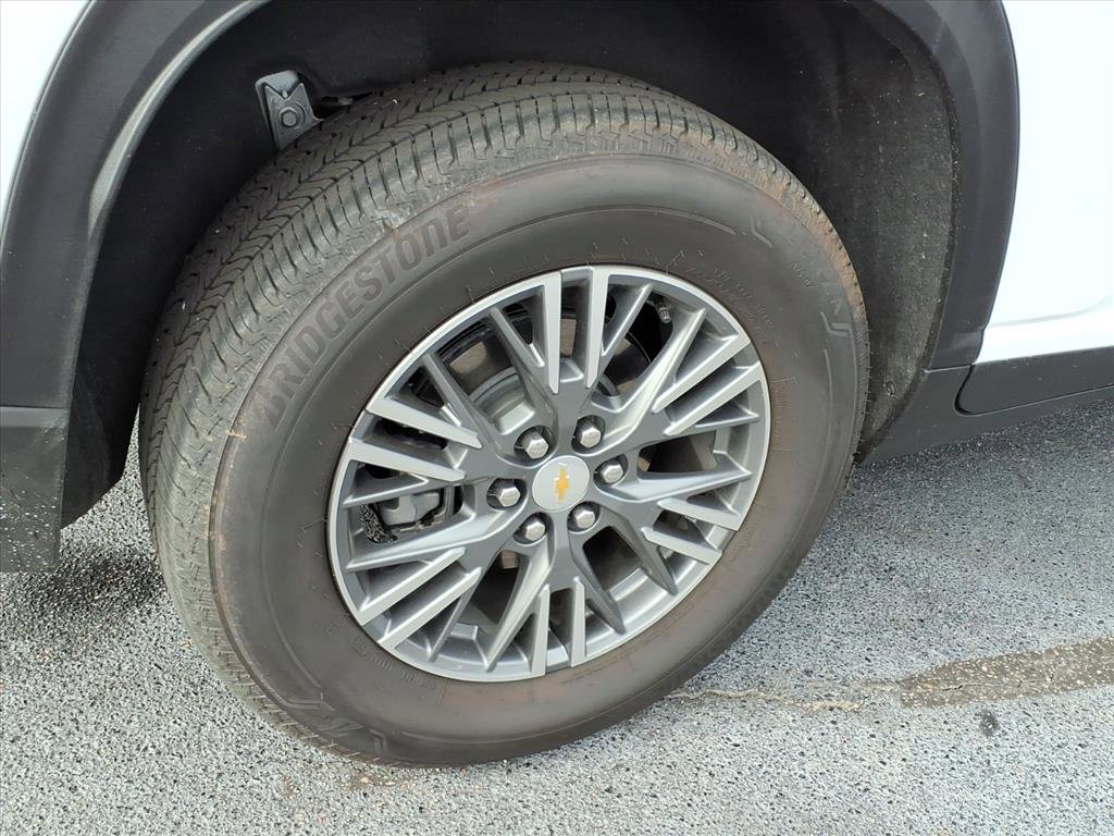 Used 2024 Chevrolet Traverse LT w/ LPO, Floor Liner Package image 20