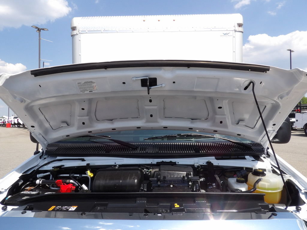 Used 2024 Ford E-450 and Econoline 450 Super Duty w/ Power Windows & Locks Group RWD image 31