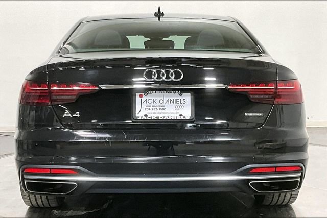 Used 2020 Audi A4 2.0T Premium w/ Convenience Package image 4