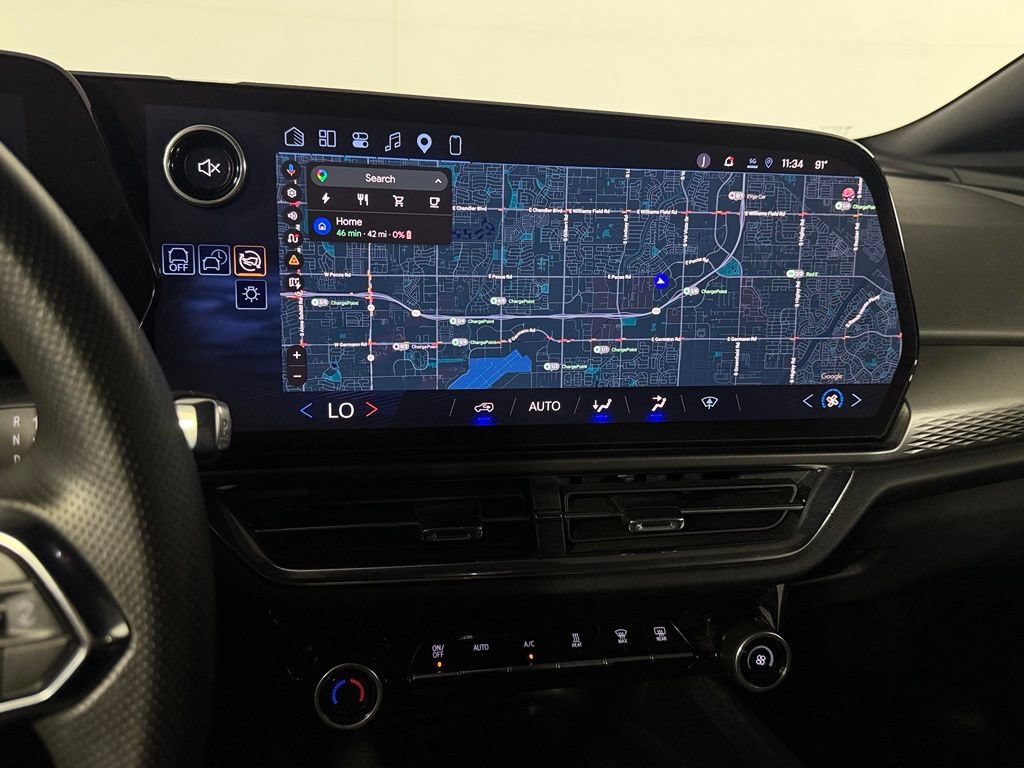 Used 2026 Chevrolet Equinox EV LT FWD image 12