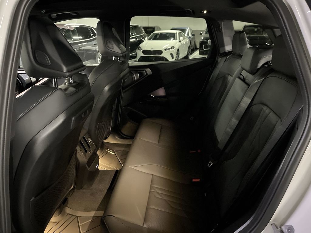 New 2026 BMW X3 xDrive30 w/ Convenience Package image 23