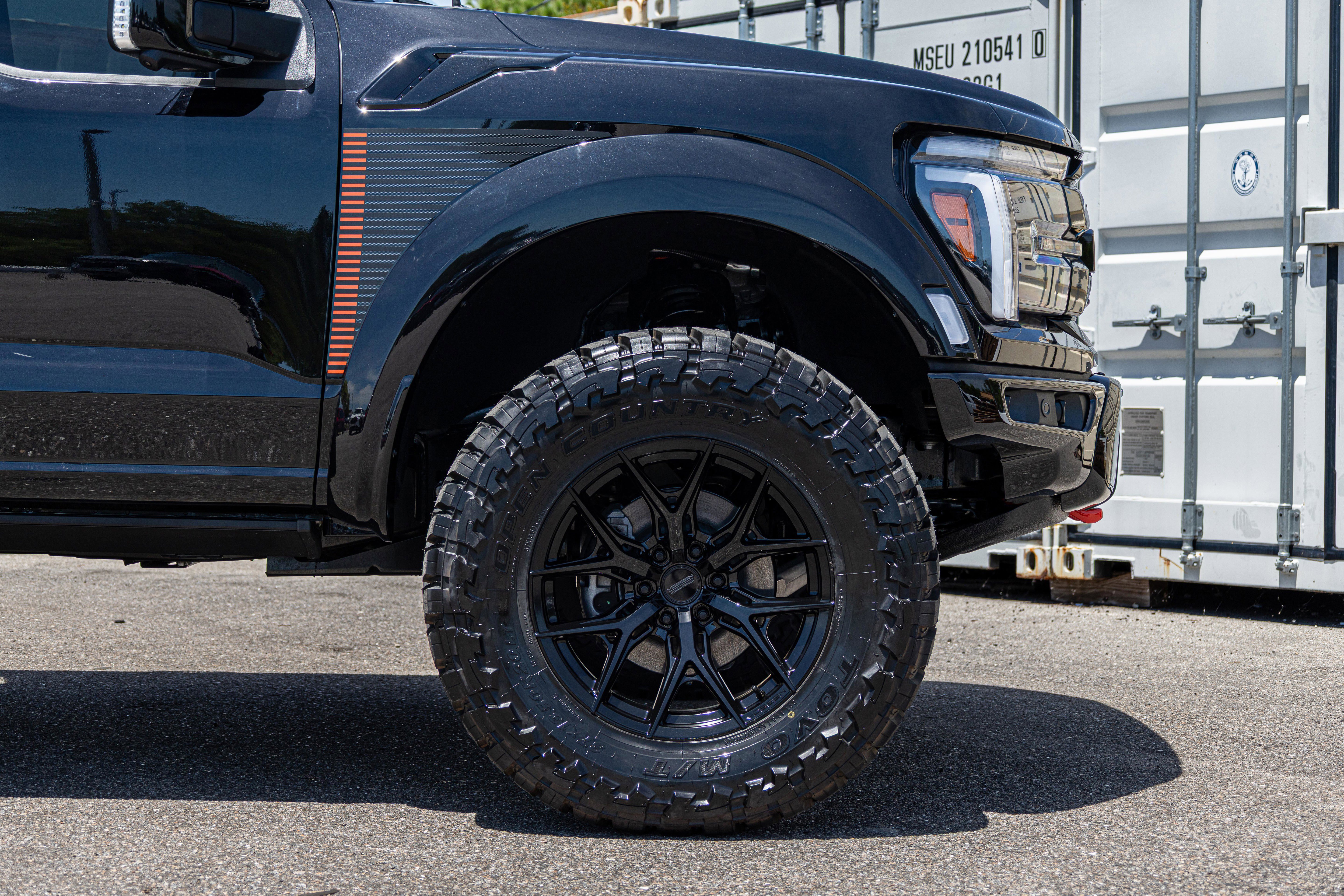 New 2026 Ford F150 Raptor w/ Equipment Group 803A Raptor R AWD/4WD image 12