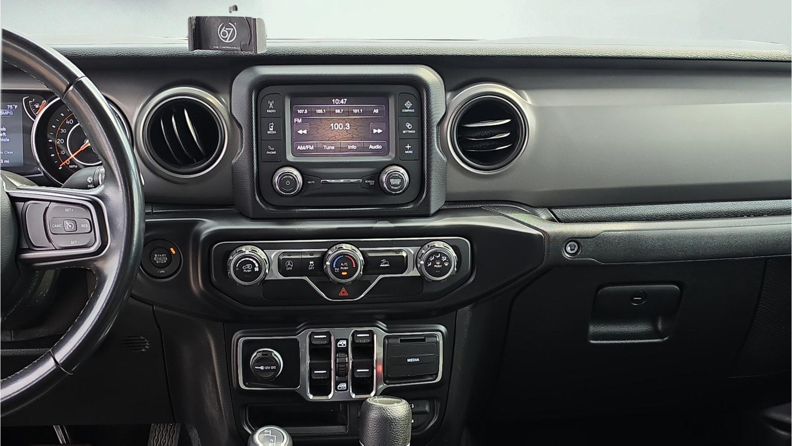 Used 2021 Jeep Gladiator Sport AWD/4WD image 14