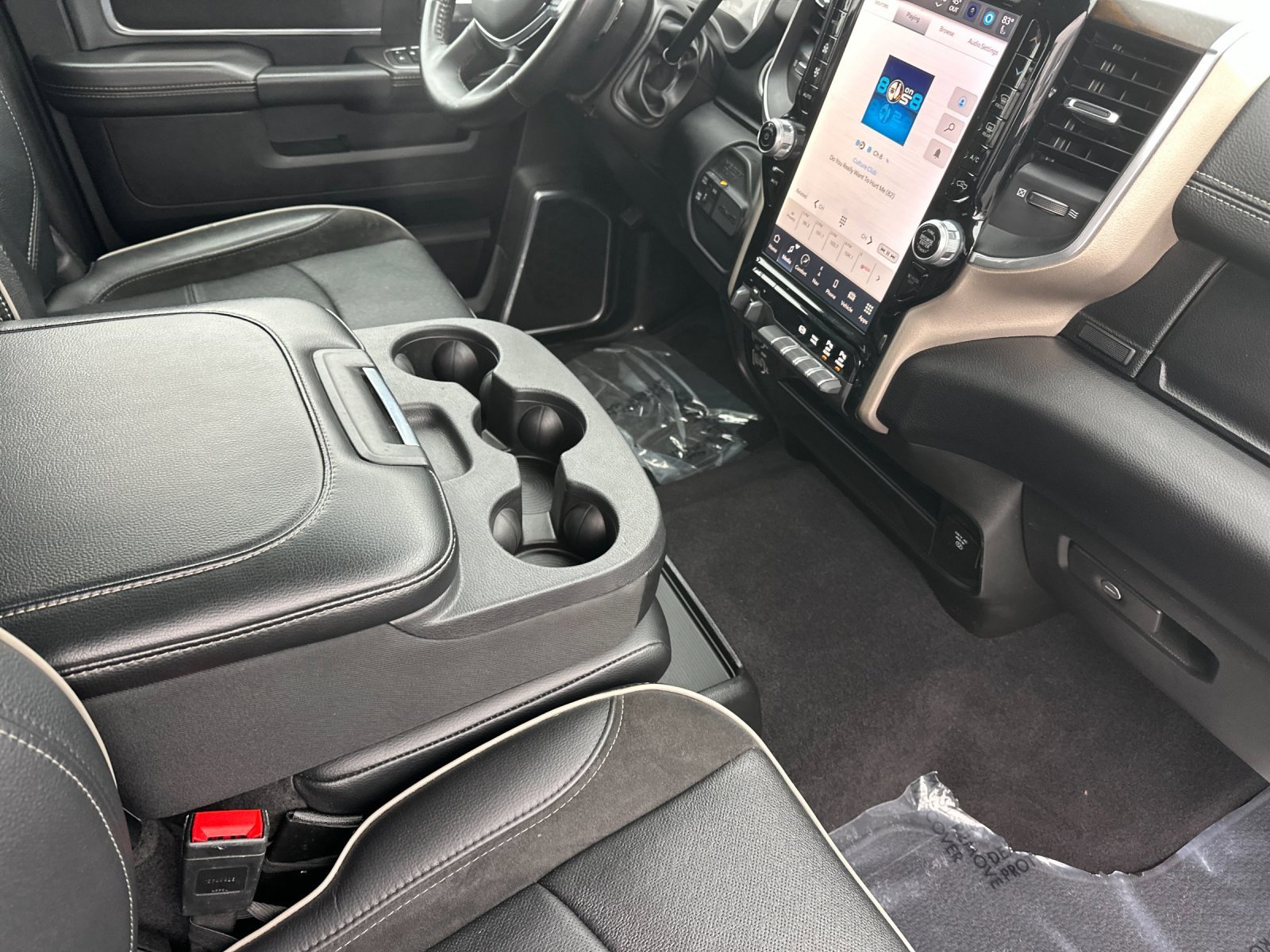 Used 2024 RAM 2500 Laramie image 15