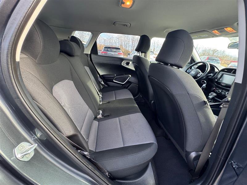 Used 2021 Kia Soul X-Line image 28