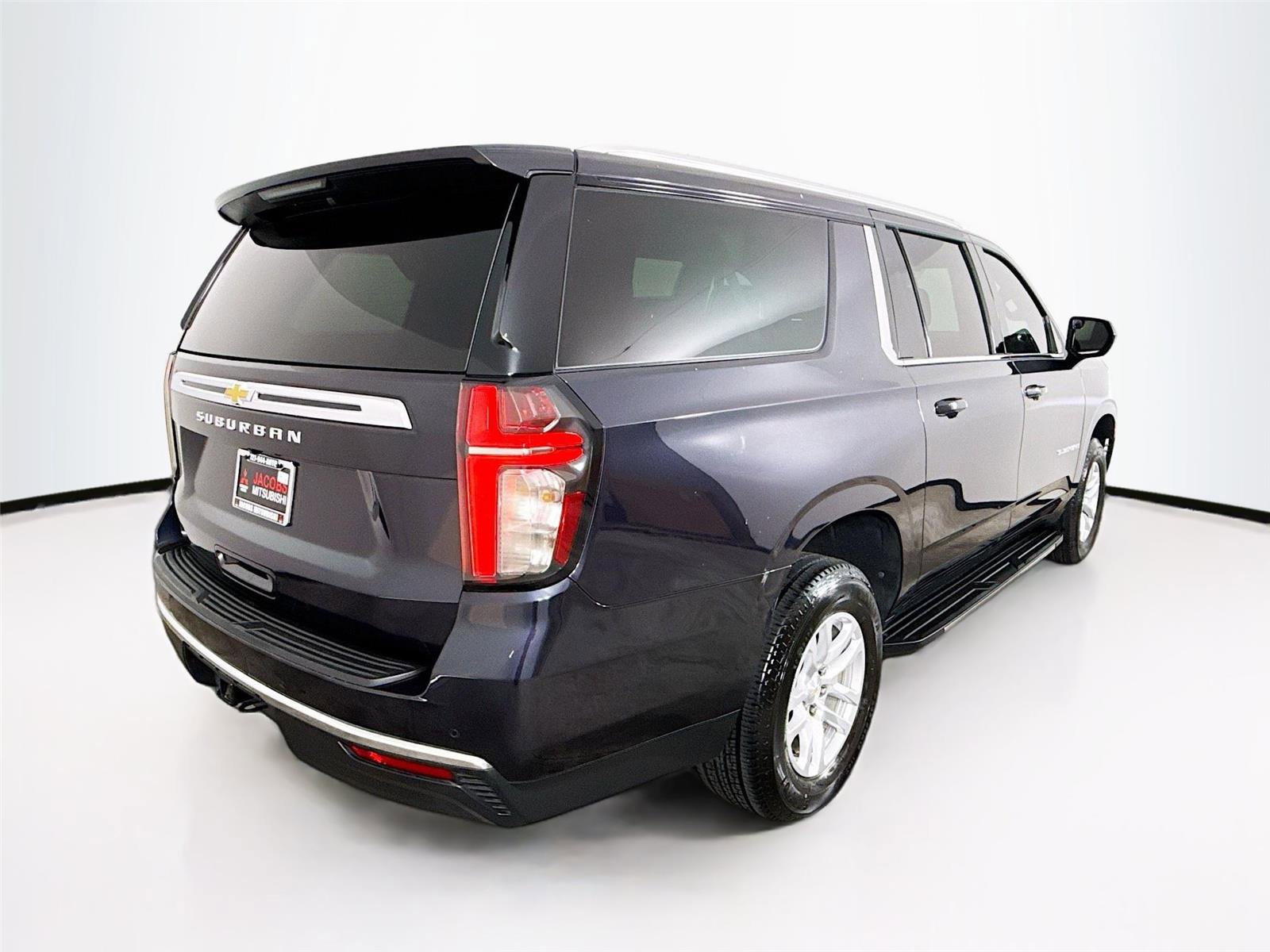 Used 2023 Chevrolet Suburban LS image 36