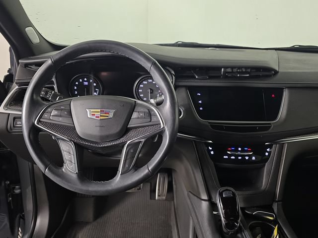 Certified 2022 Cadillac XT5 Sportv w/ Technology Package AWD/4WD image 9