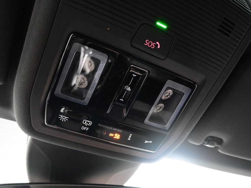 Used 2022 Volkswagen ID.4 Pro S w/ Gradient Package image 28