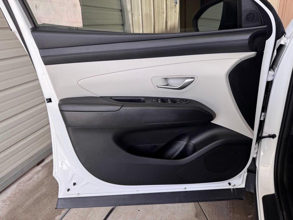 Certified 2025 Hyundai Tucson SE FWD image 20