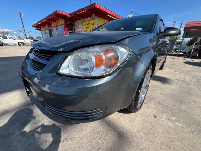 Used 2005 Chevrolet Cobalt Sedan FWD image 1