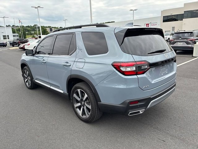 Used 2025 Honda Pilot Touring image 12
