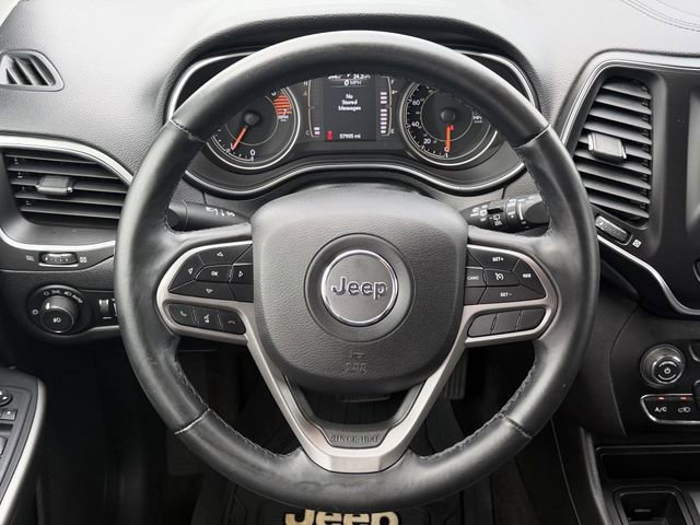 Used 2019 Jeep Cherokee Latitude Plus FWD image 10