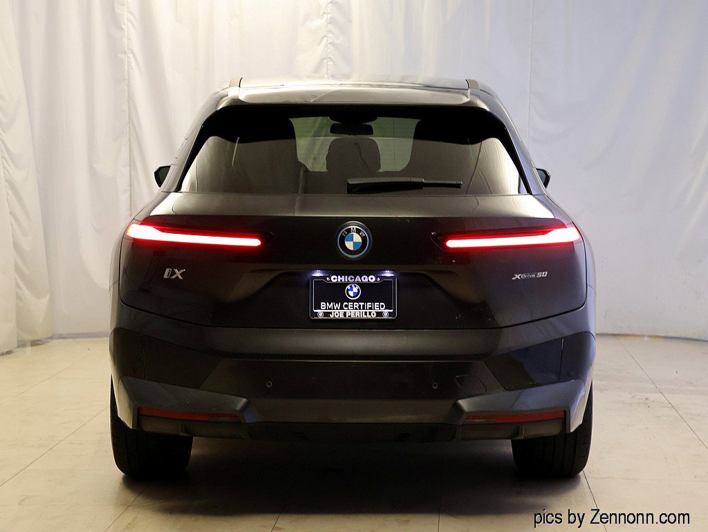 Certified 2023 BMW iX xDrive50 w/ Premium Package AWD/4WD image 7