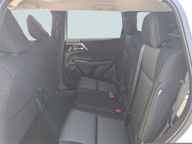 New 2025 Mitsubishi Outlander ES image 12