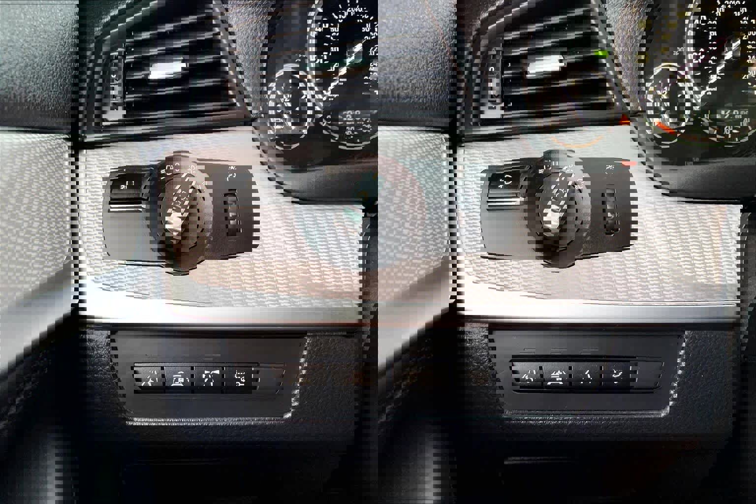 Used 2015 BMW 535i xDrive Sedan image 35