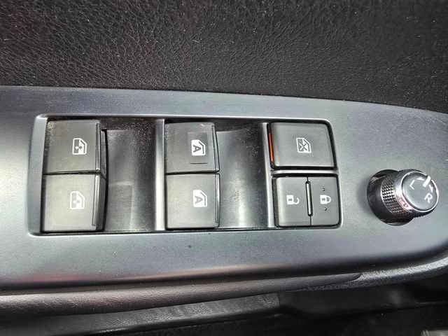 Used 2017 Toyota Highlander Plus AWD/4WD image 27