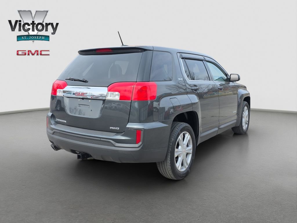 Used 2017 GMC Terrain SLE image 17