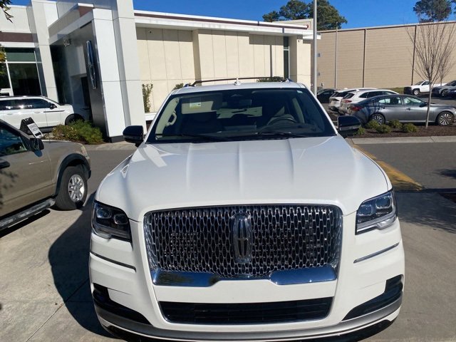 Used 2023 Lincoln Navigator Reserve image 5