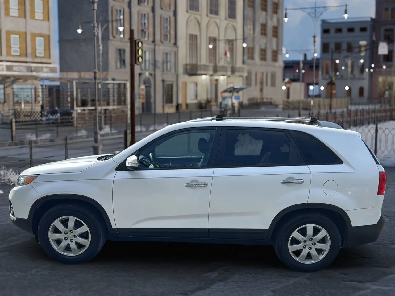Used 2013 Kia Sorento LX w/ Convenience Pkg image 8