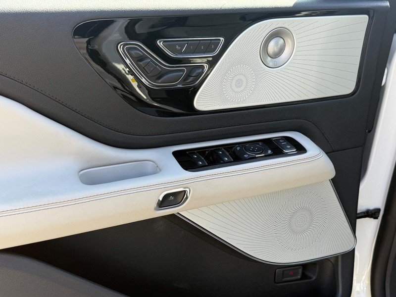 New 2027 Lincoln Aviator Reserve AWD/4WD image 20