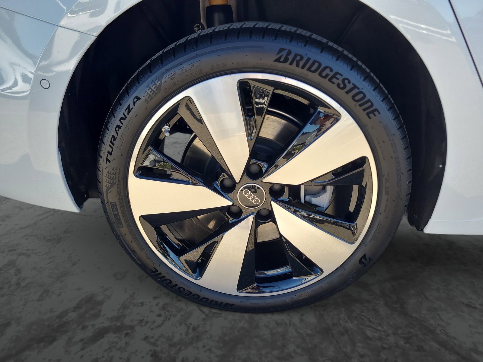 New 2025 Audi A5 2.0T Premium image 6