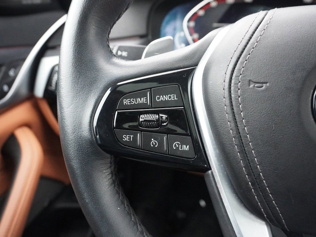 Used 2023 BMW 540i xDrive w/ Premium Package image 56