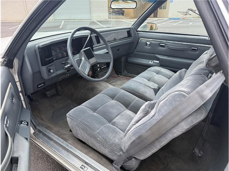 Used 1987 Chevrolet El Camino V8 image 9