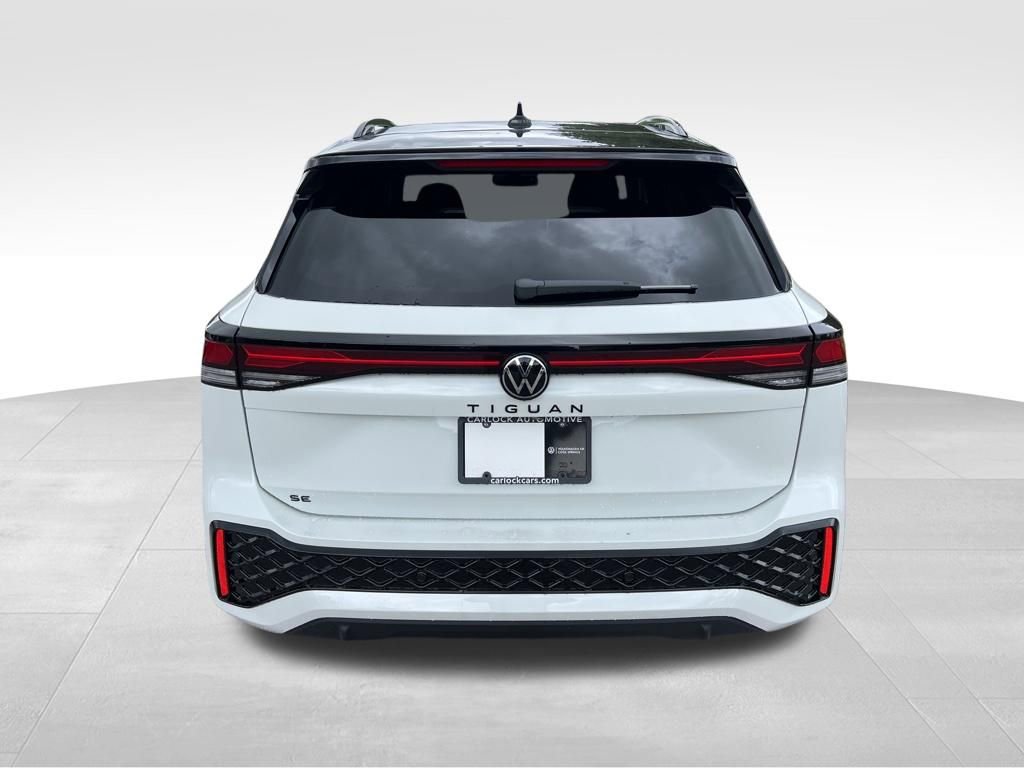 New 2026 Volkswagen Tiguan SE R-Line FWD image 6