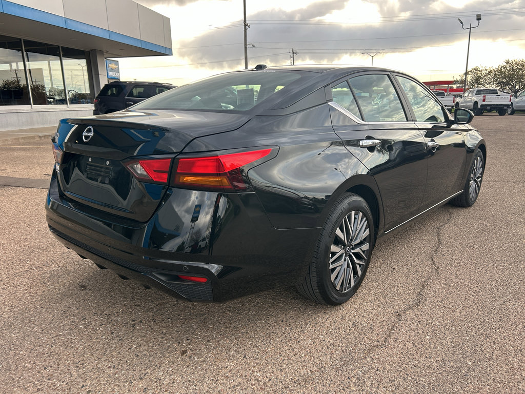 Used 2025 Nissan Altima 2.5 SV image 34