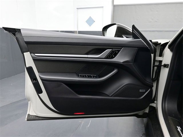 Used 2021 Porsche Taycan Turbo S image 7