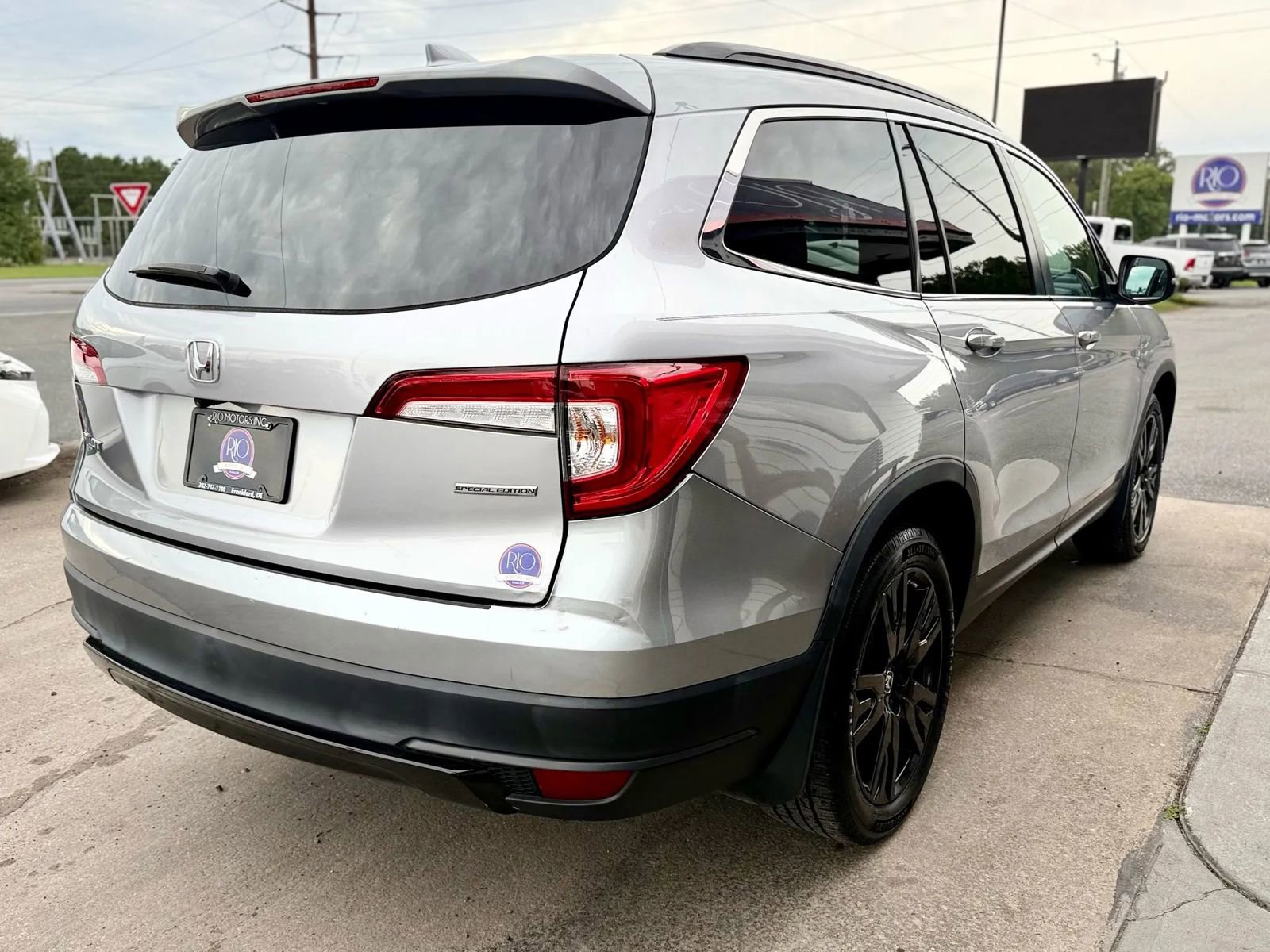 Used 2021 Honda Pilot Special Edition image 4