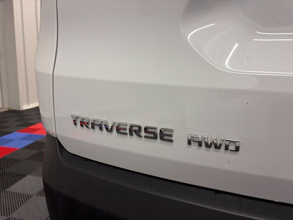 Used 2023 Chevrolet Traverse LT w/ LPO, Floor Liner Package AWD/4WD image 12