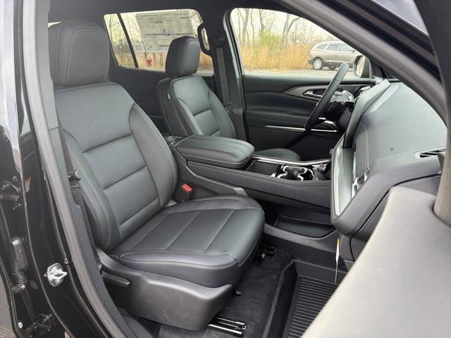 New 2026 Chevrolet Traverse LT w/ Driver Confidence Package image 32