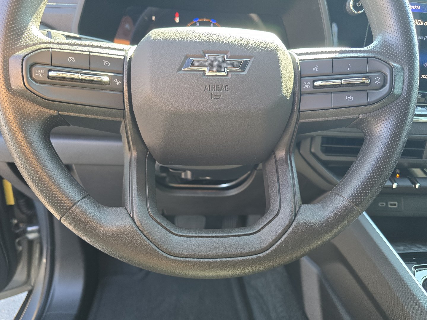 Used 2023 Chevrolet Colorado Trail Boss w/ Technology Package AWD/4WD image 36