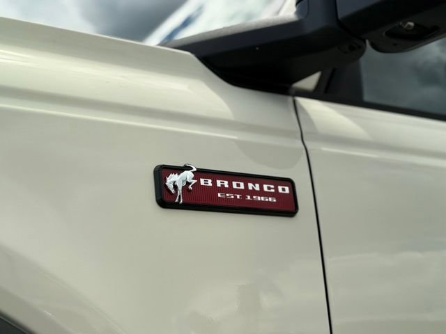 New 2026 Ford Bronco Outer Banks w/ Sasquatch Package AWD/4WD image 54