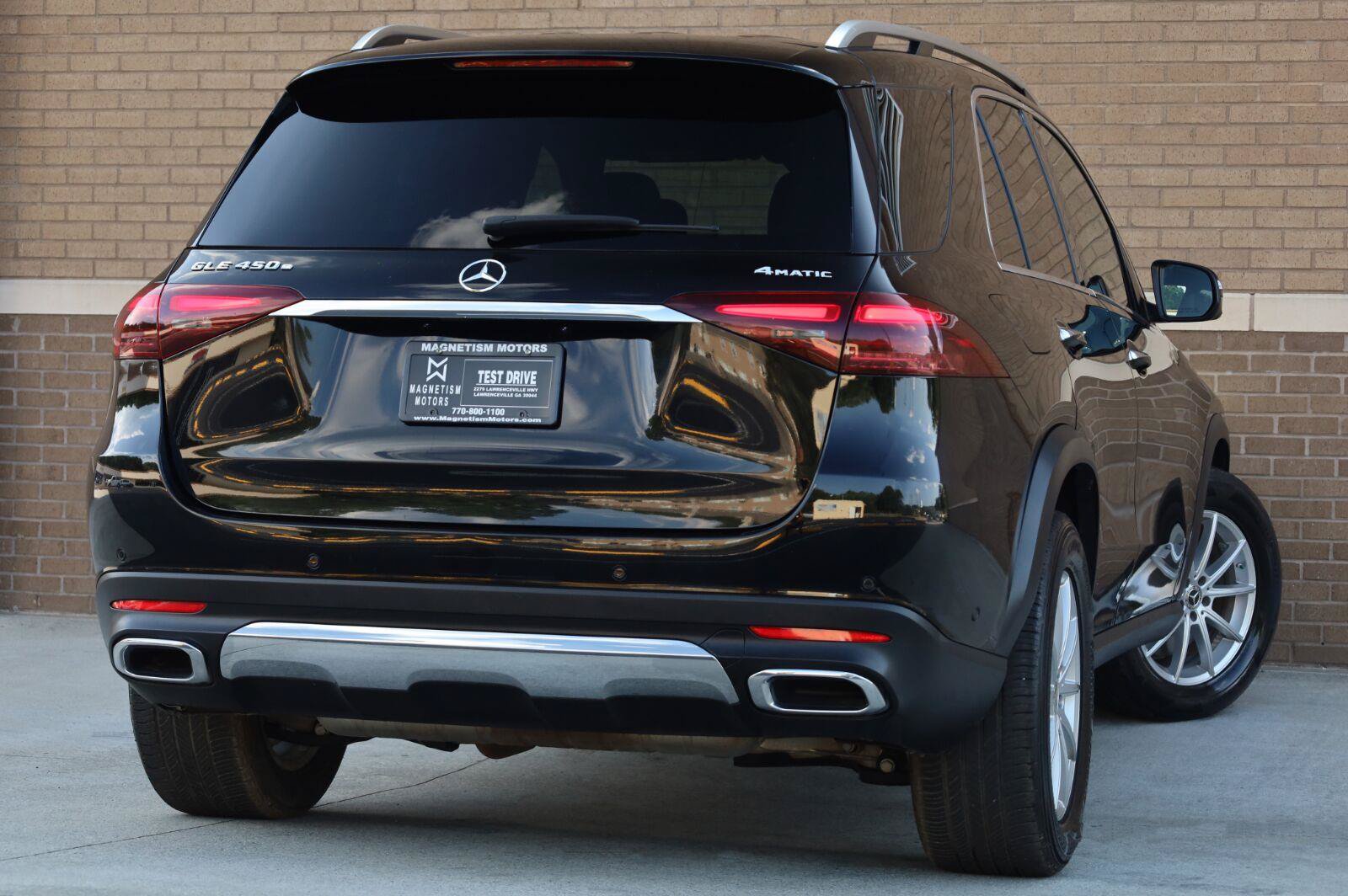 Used 2024 Mercedes-Benz GLE 450e 4MATIC image 11