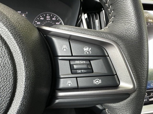 Used 2025 Subaru Outback Premium image 16