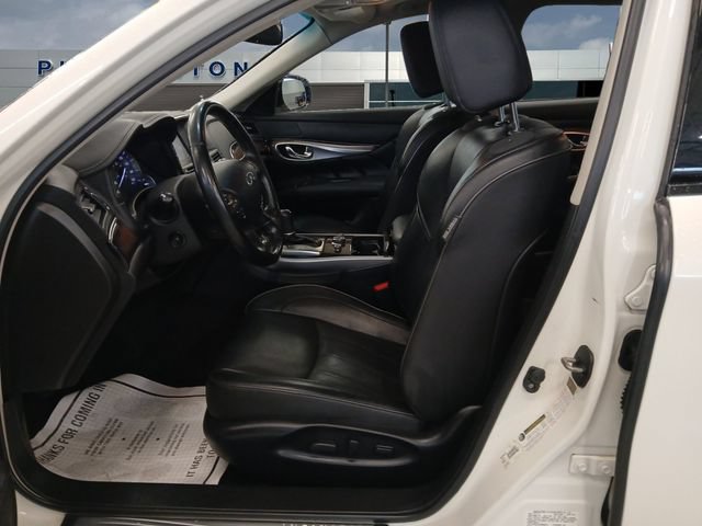 Used 2019 INFINITI Q70 L 3.7 w/ Sensory Package RWD image 9