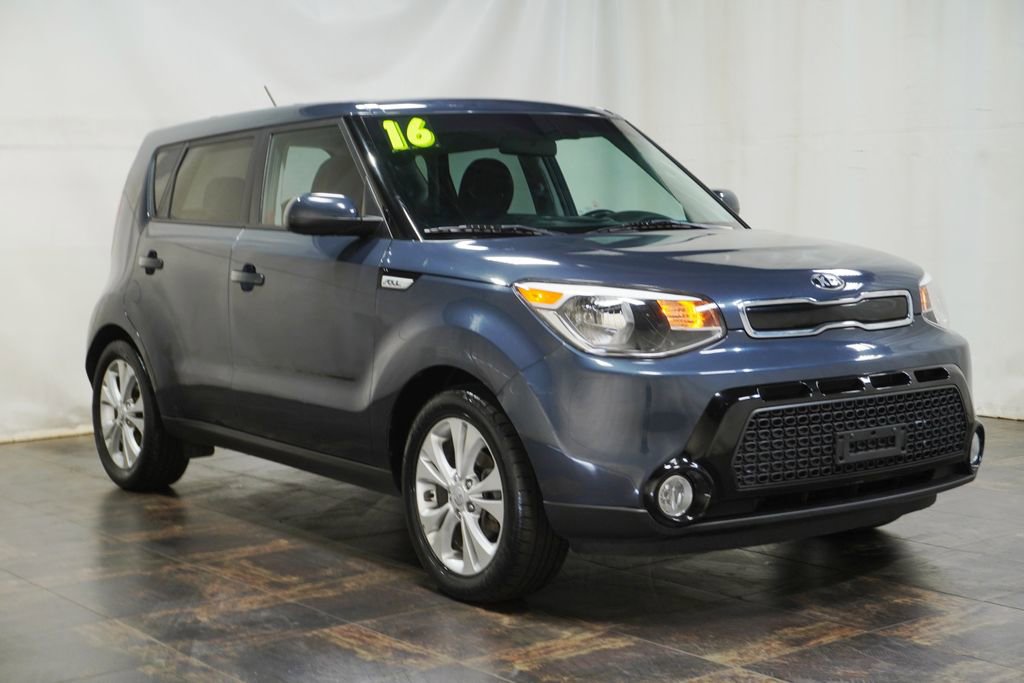 Used 2016 Kia Soul + FWD image 1