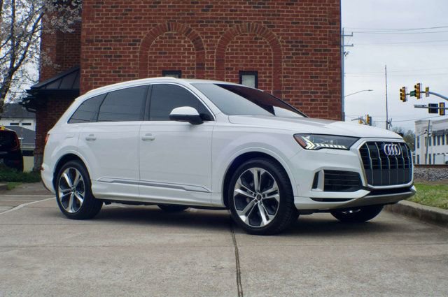 Used 2023 Audi Q7 3.0T Prestige w/ Prestige Package AWD/4WD image 3